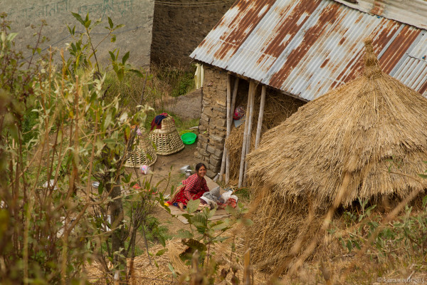 hiking through nepal-30