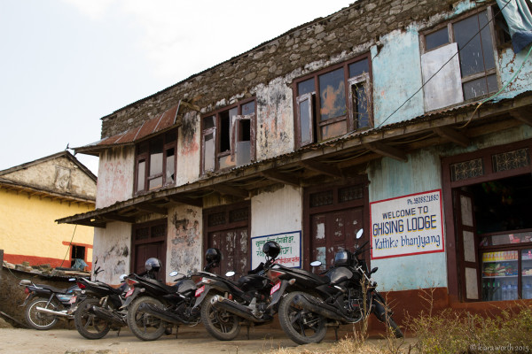 hiking through nepal-39