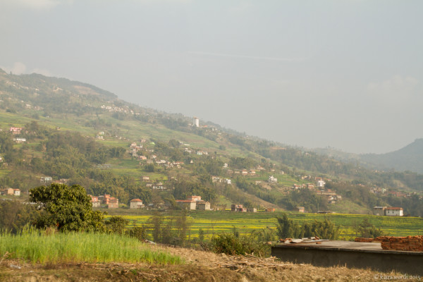 hiking through nepal-44