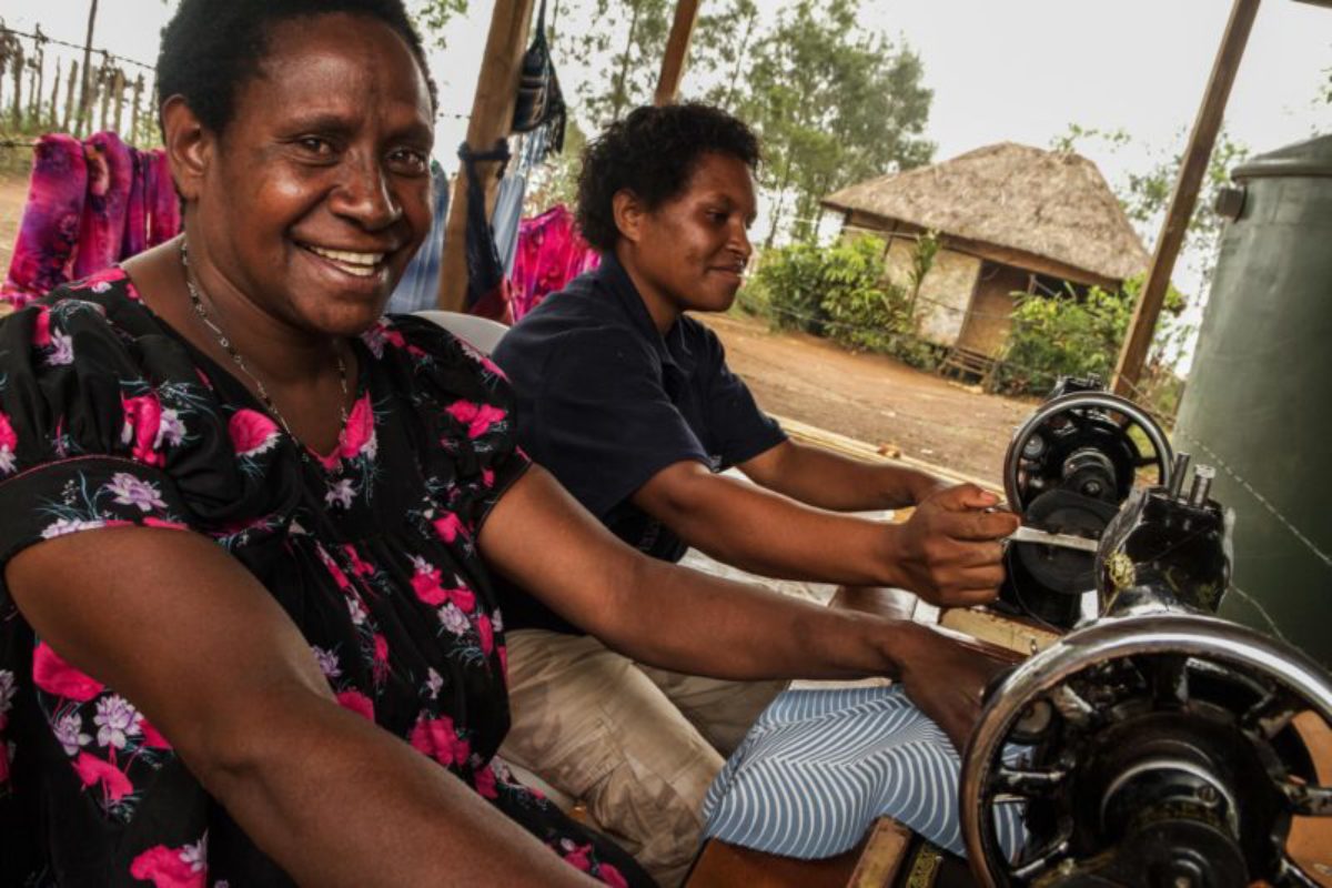 Mabuli, Hela Province, 2012. Women participate in a sewing project aimed at improving household incomes and rural livelihoods.